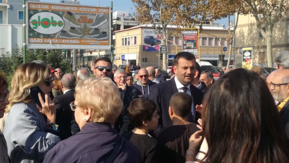 Mercato S. Chiara via Pitagora (inizio lavori)