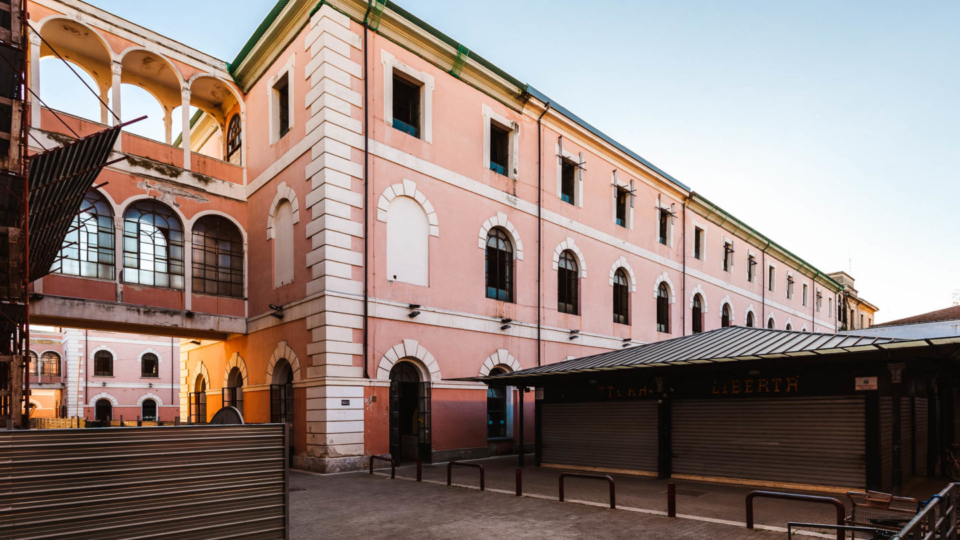 Manifattura Tabacchi Bari (esterno, com'è)